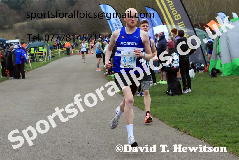 Senior and Veteran Men in the 2024 NECAA Road Relays Champs., Hetton Lyons Country Park, Hetton le Hole, County Durham. Photo: David T. Hewitson/Sports for All Pics